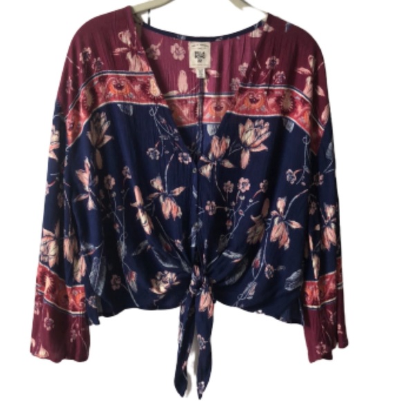 Billabong Tops - Billabong Boho Top Size Medium